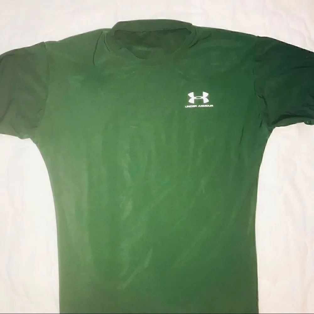 COPY - Under Armour men’s heatgear shirt size L